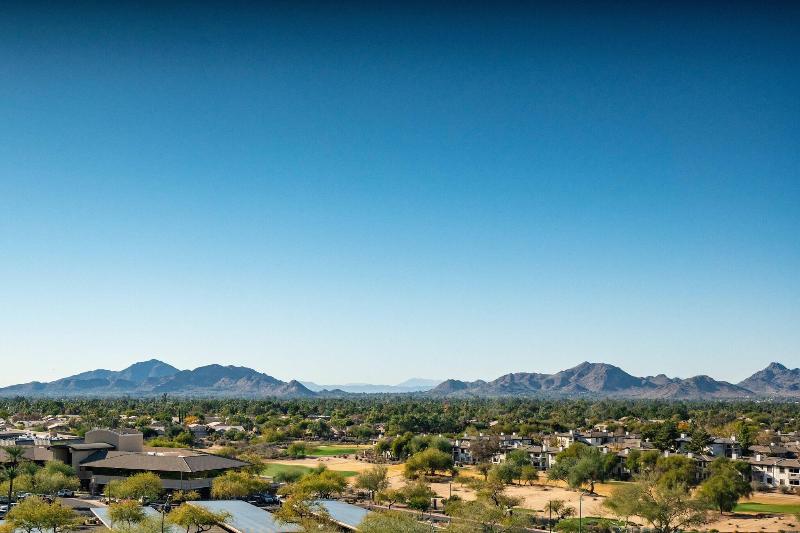Ac Hotel By Marriott Scottsdale North image
