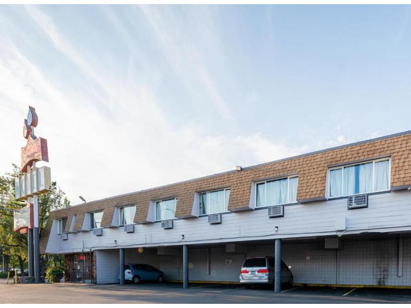 Best Value Inn By Oyo Portland Or South East image