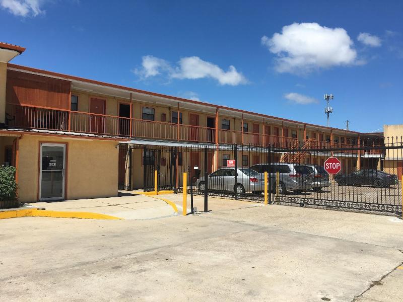 Monte Carlo Motel image