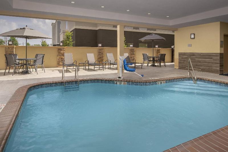 Fairfield Inn & Suites by Marriott New Orleans Met image