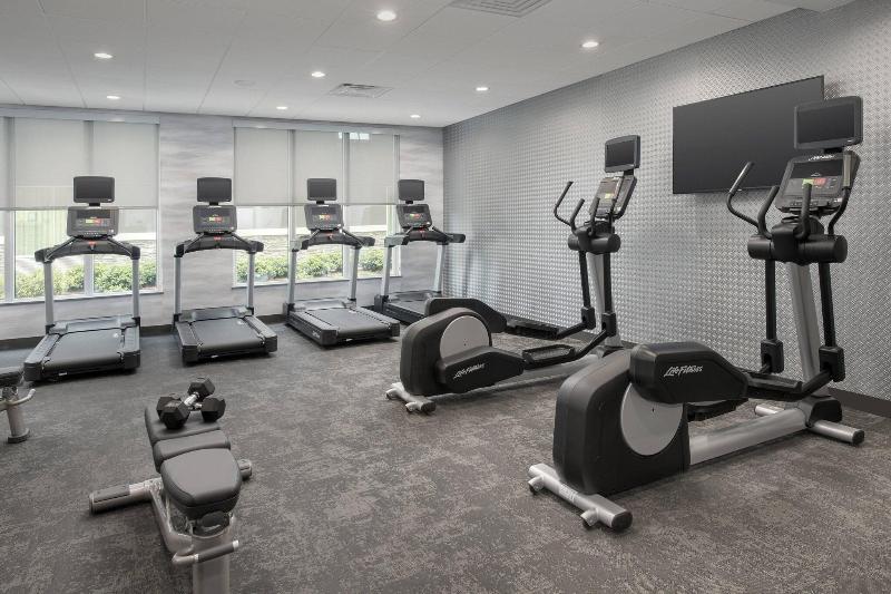 Fairfield Inn & Suites by Marriott New Orleans Met image