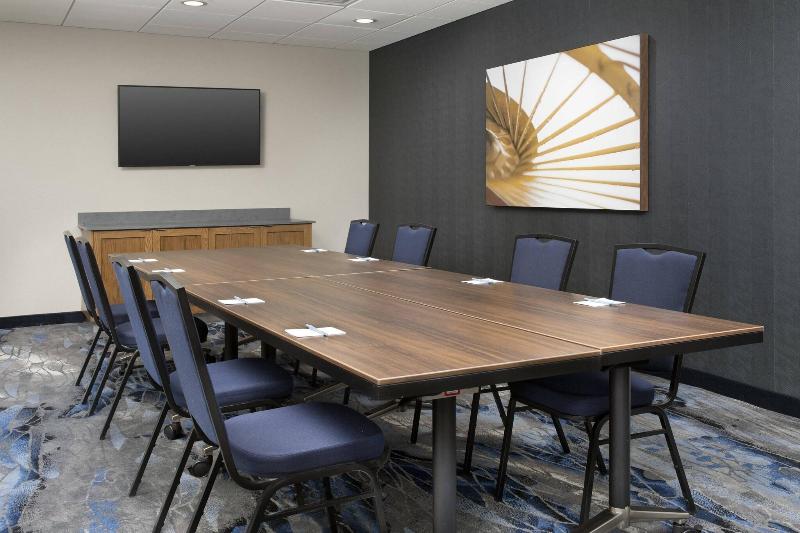 Fairfield Inn & Suites by Marriott New Orleans Met image