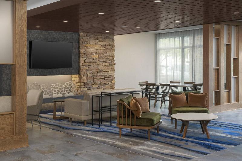 Fairfield Inn & Suites by Marriott New Orleans Met image