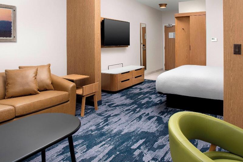 Fairfield Inn & Suites by Marriott New Orleans Met image