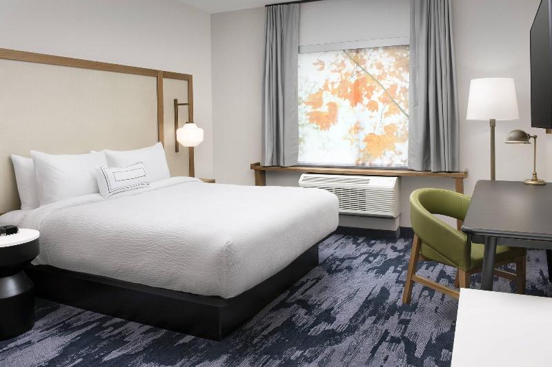 Fairfield Inn & Suites by Marriott New Orleans Met image
