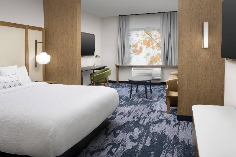 Fairfield Inn & Suites by Marriott New Orleans Met image