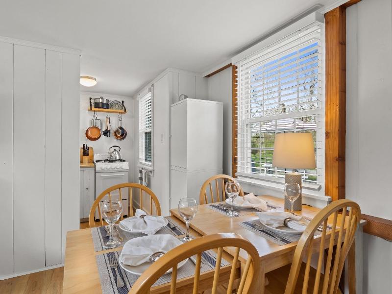 The Seagrove Suites & Guest Rooms image