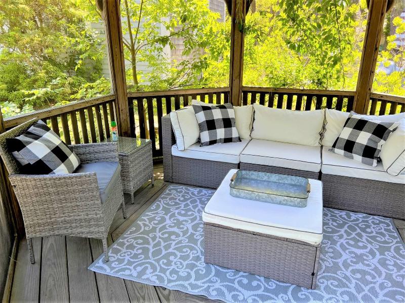 The Seagrove Suites & Guest Rooms image