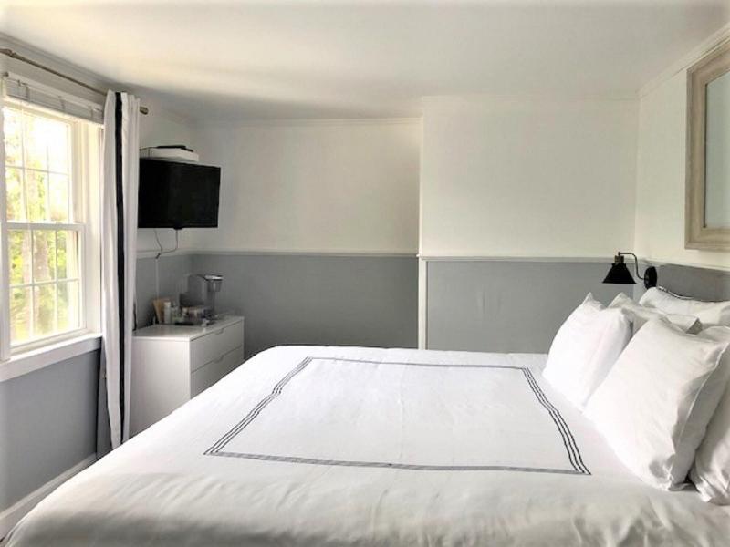 The Seagrove Suites & Guest Rooms image