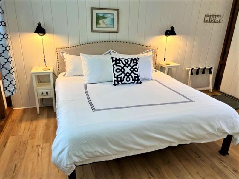 The Seagrove Suites & Guest Rooms image