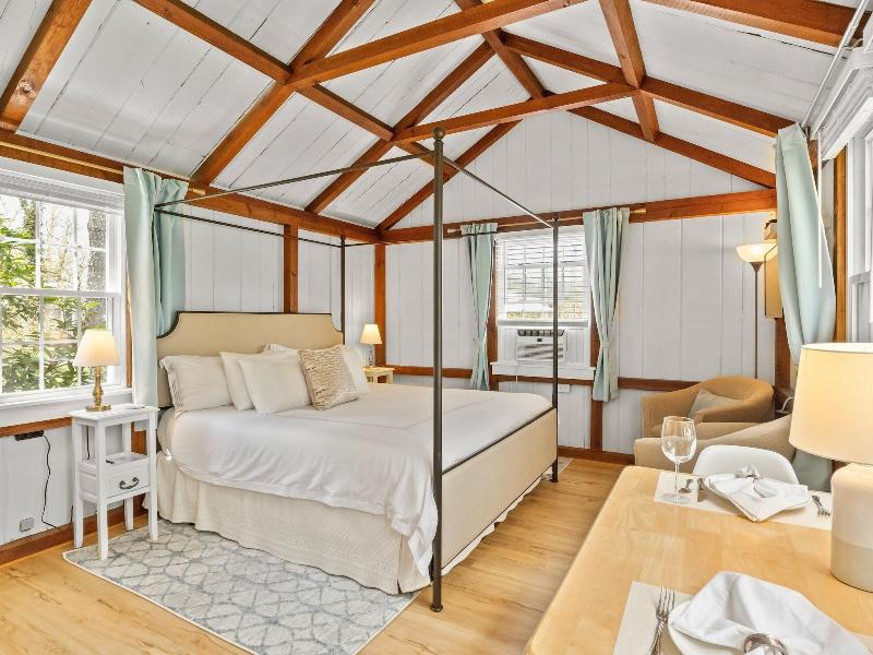 The Seagrove Suites & Guest Rooms image