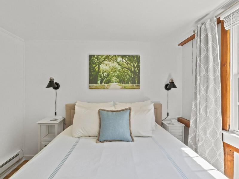 The Seagrove Suites & Guest Rooms image