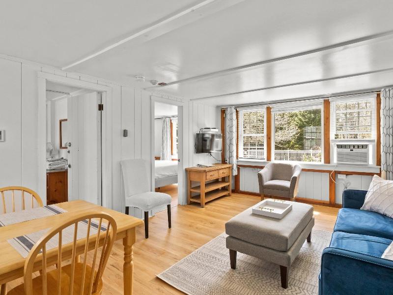 The Seagrove Suites & Guest Rooms image