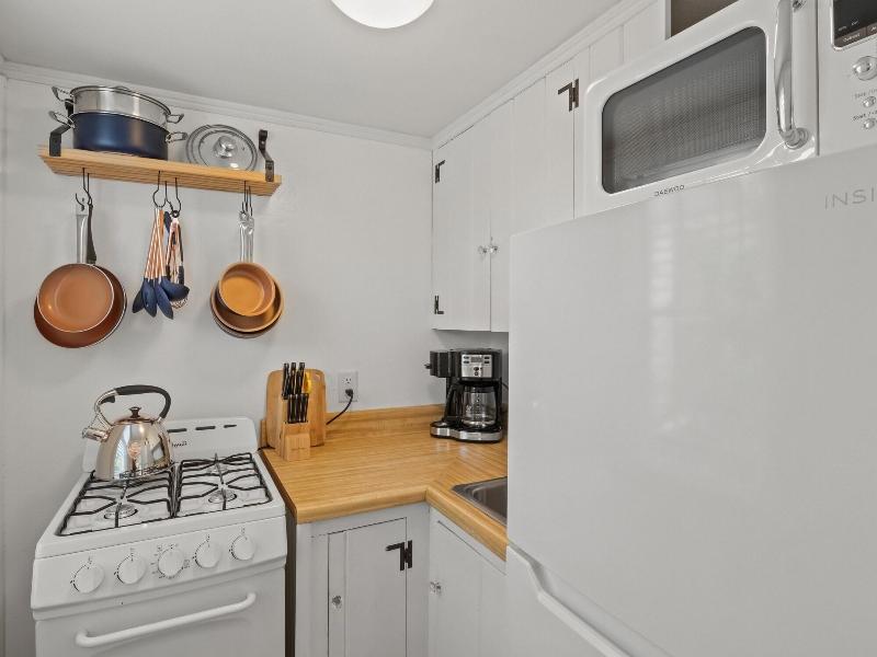 The Seagrove Suites & Guest Rooms image