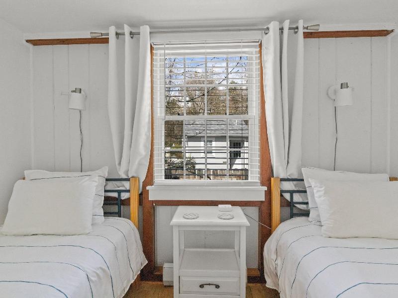 The Seagrove Suites & Guest Rooms image