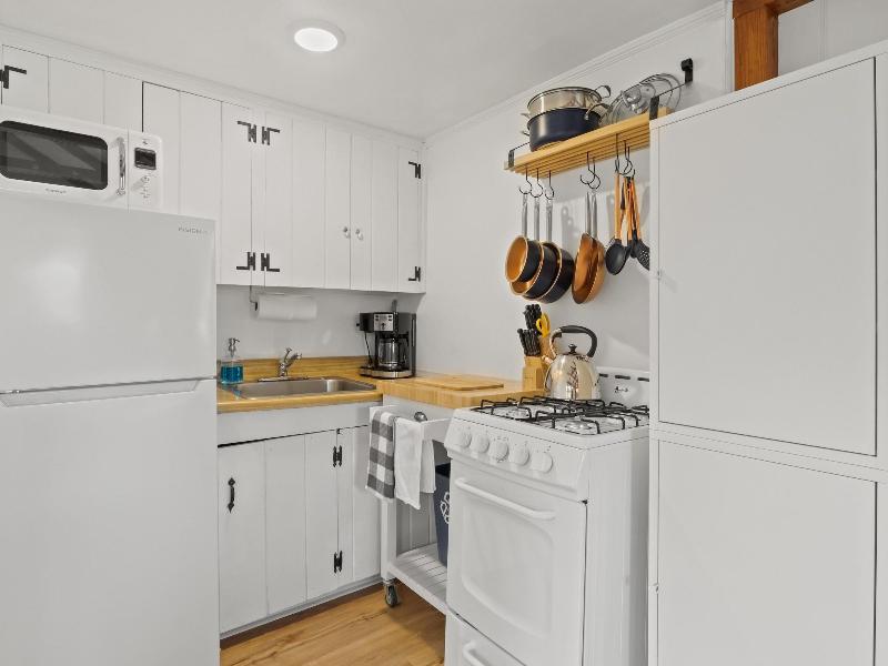 The Seagrove Suites & Guest Rooms image
