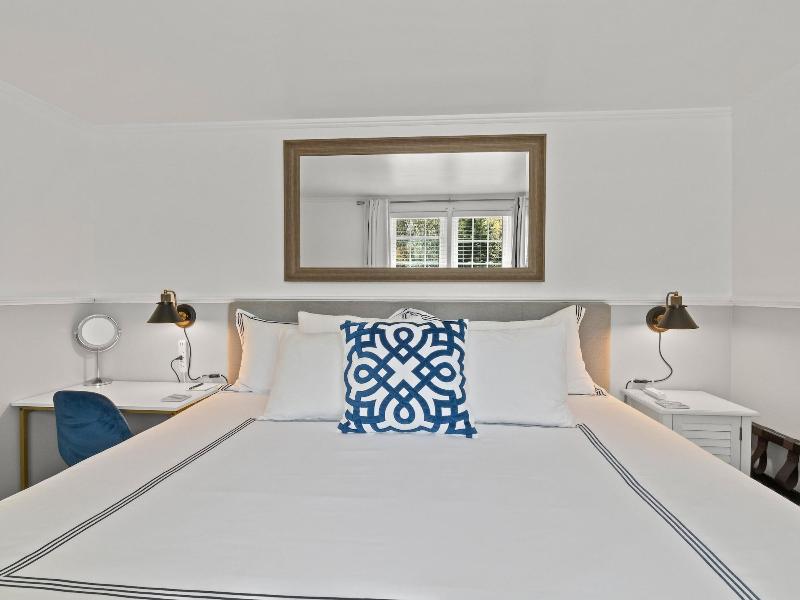 The Seagrove Suites & Guest Rooms image