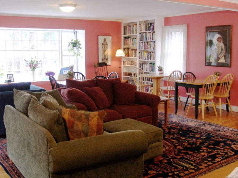 Woods Hole Passage Inn image