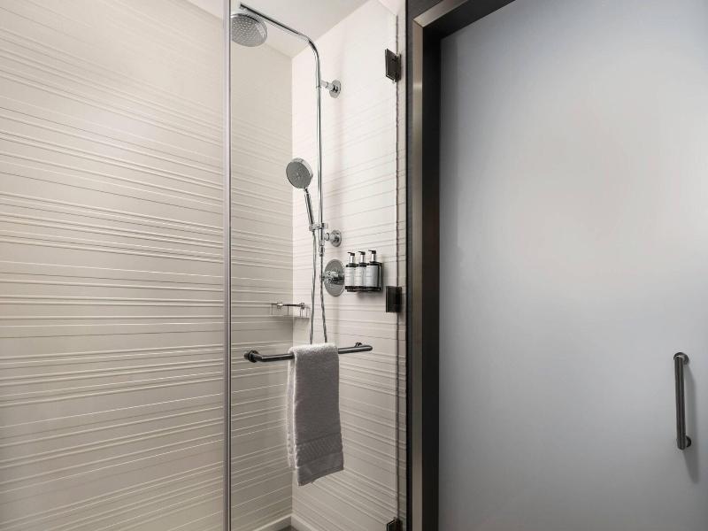 AC Hotel Austin-university image