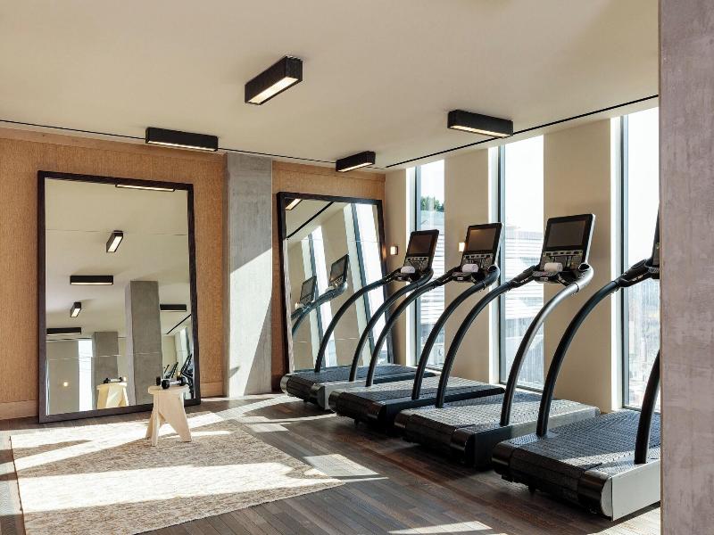 Austin Proper Hotel, a Member of Design Hotels image