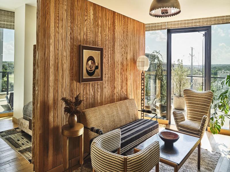 Austin Proper Hotel, a Member of Design Hotels image