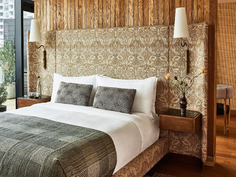 Austin Proper Hotel, a Member of Design Hotels image