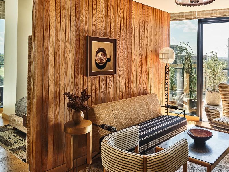Austin Proper Hotel, a Member of Design Hotels image