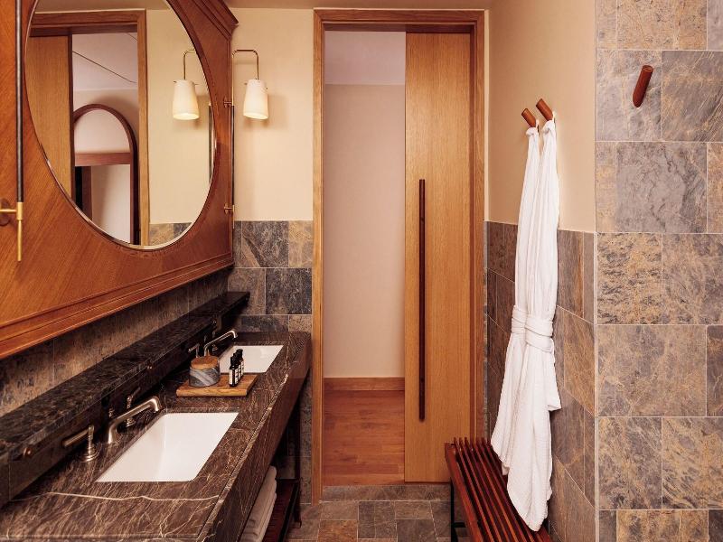 Austin Proper Hotel, a Member of Design Hotels image
