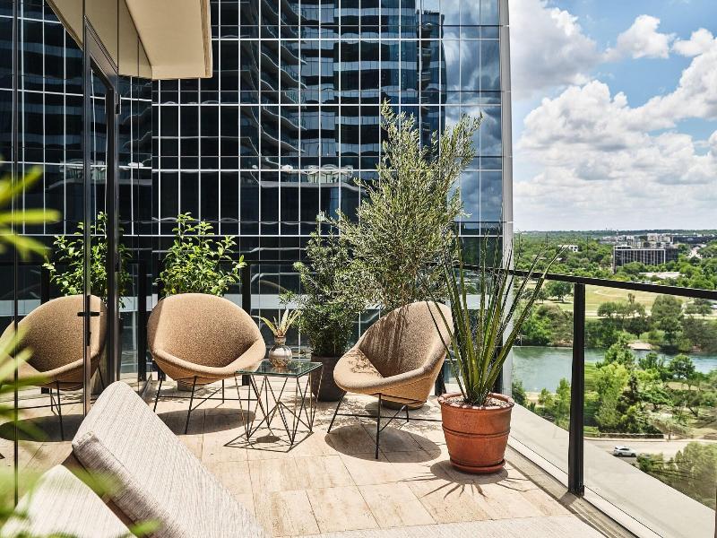 Austin Proper Hotel, a Member of Design Hotels image