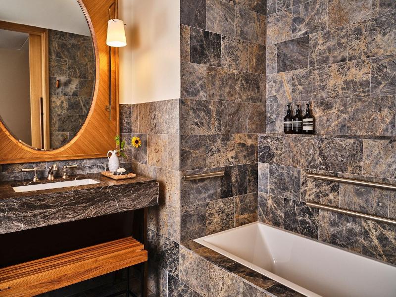 Austin Proper Hotel, a Member of Design Hotels image