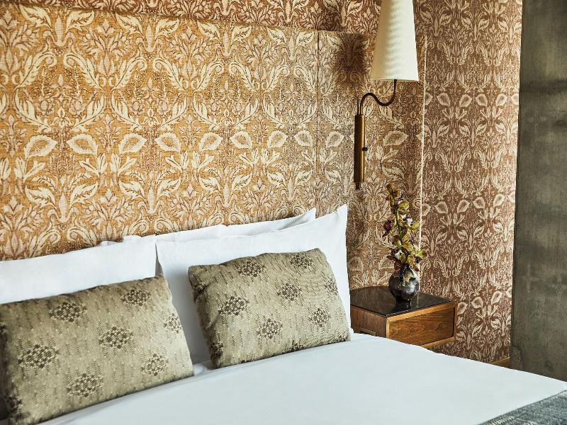 Austin Proper Hotel, a Member of Design Hotels image