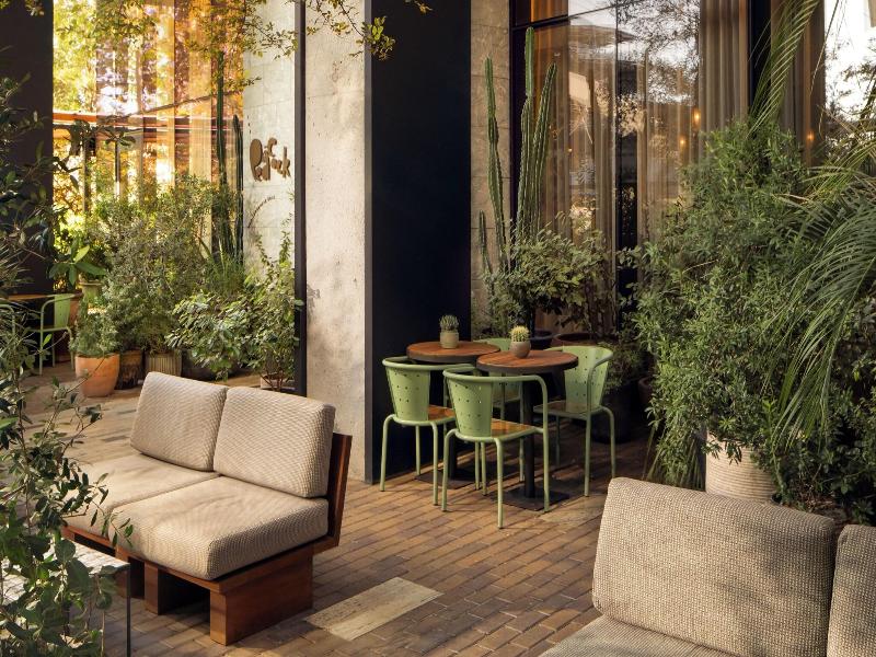 Austin Proper Hotel, a Member of Design Hotels image