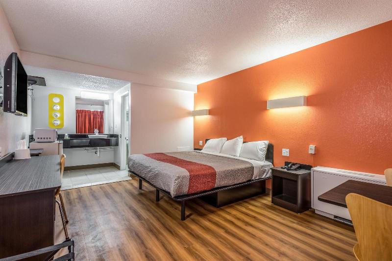 Motel 6 Schenectady, Ny image