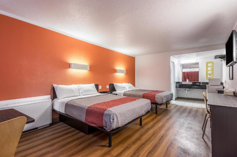 Motel 6 Schenectady, Ny image