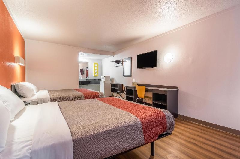 Motel 6 Schenectady, Ny image