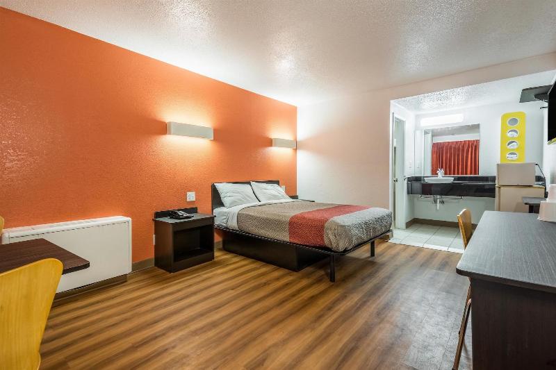 Motel 6 Schenectady, Ny image