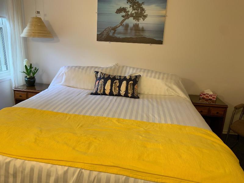 Paradise Inn On The Beach image