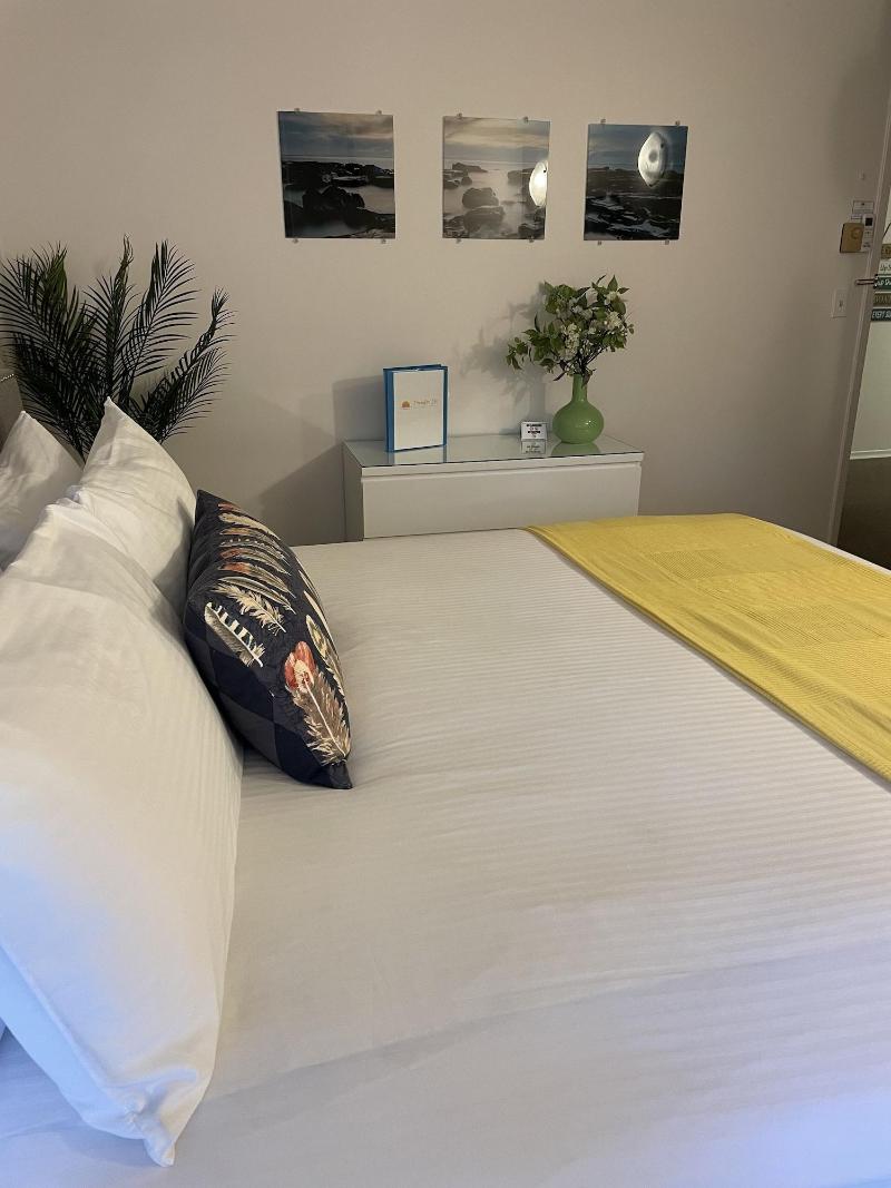 Paradise Inn On The Beach image