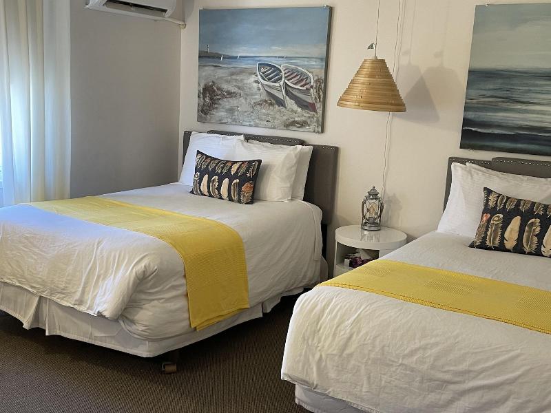 Paradise Inn On The Beach image
