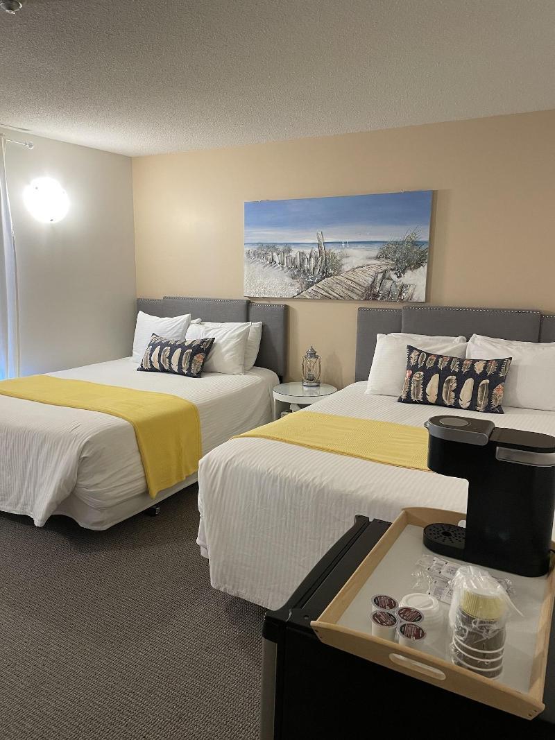 Paradise Inn On The Beach image