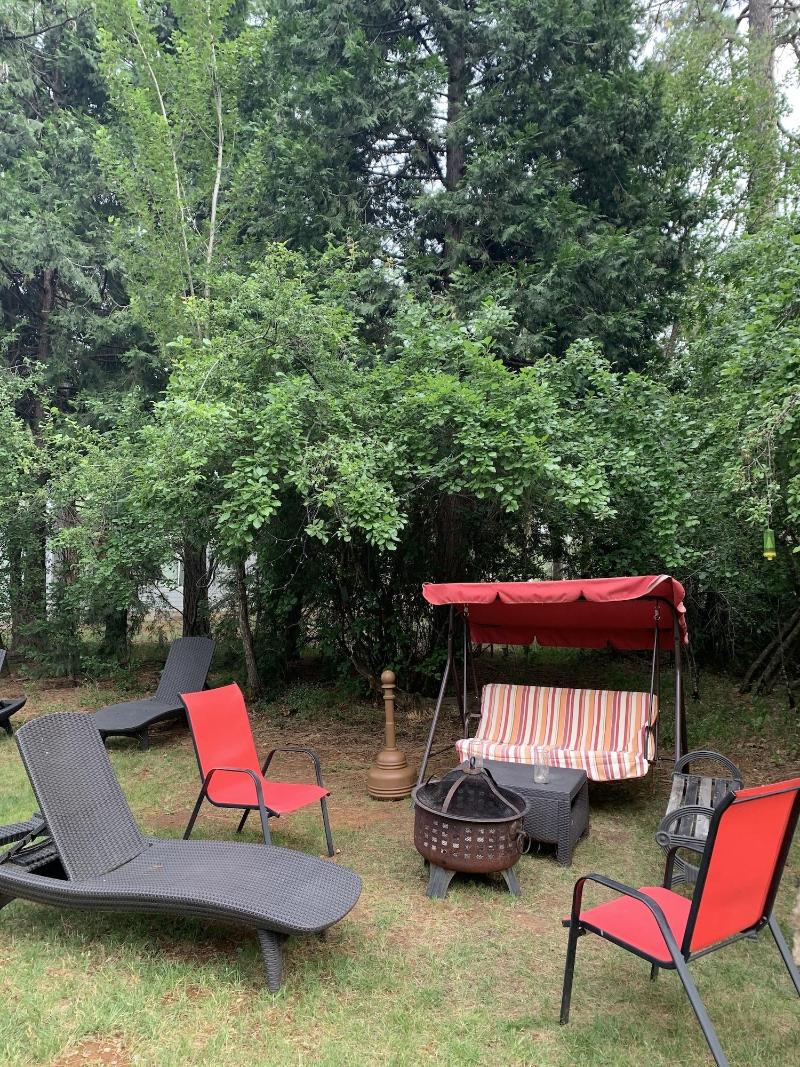 The Pines Motel And Cottages image