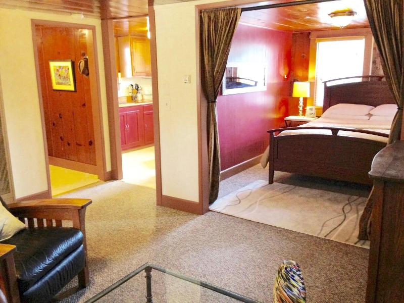 The Pines Motel And Cottages image