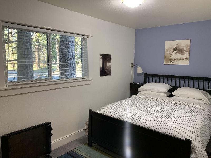 The Pines Motel And Cottages image