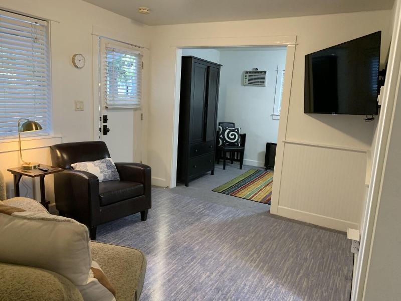 The Pines Motel And Cottages image