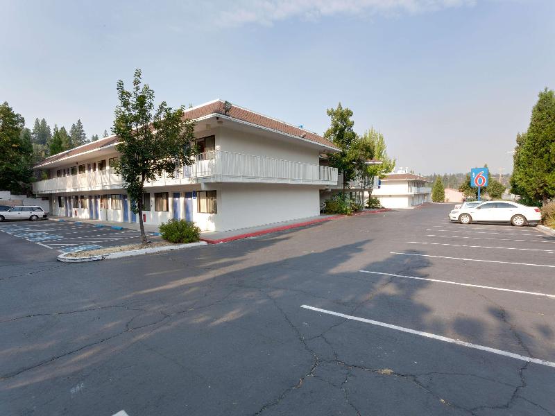 Motel 6 Weed, CA - Mount Shasta image