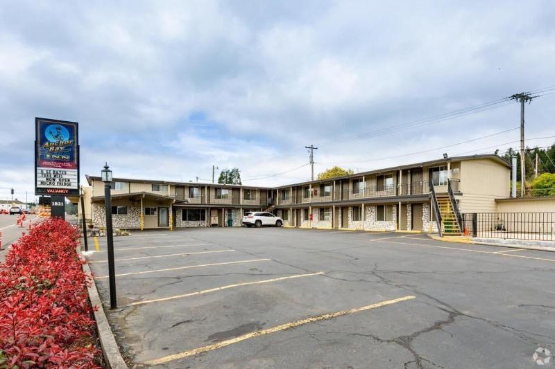Anchor Bay Inn By OYO Reedsport image