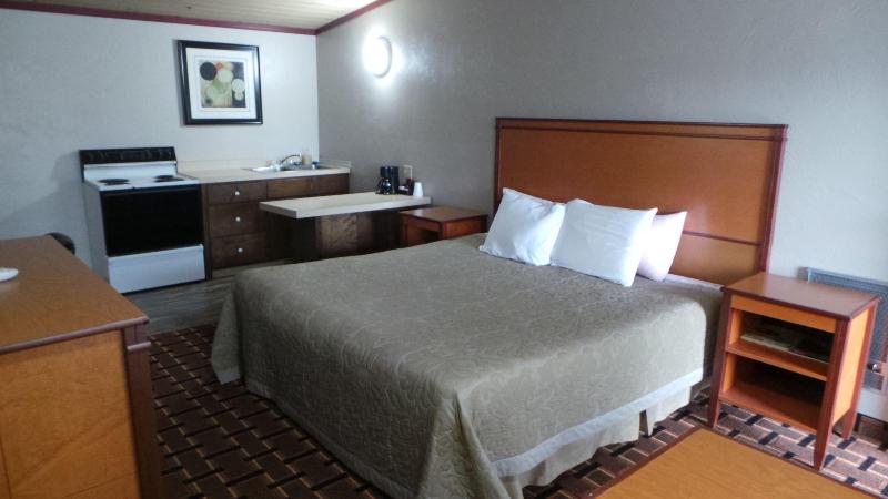 Anchor Bay Inn By OYO Reedsport image
