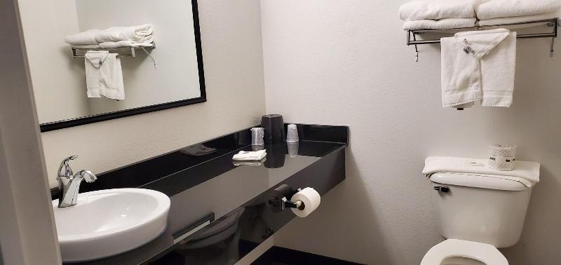 Motel 6 Baker City, OR image