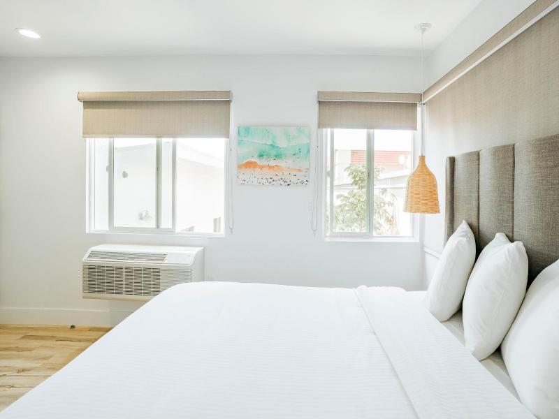 The Belmont Shore Inn image