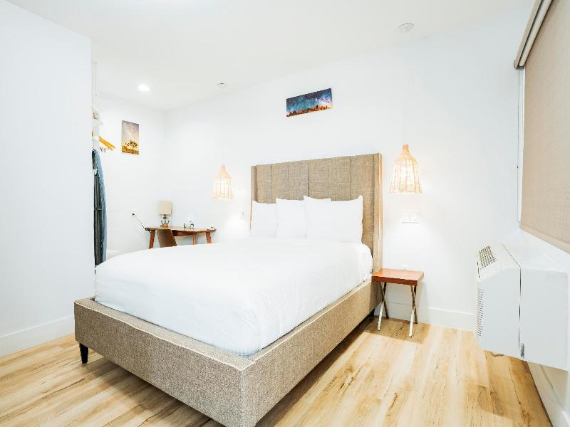 The Belmont Shore Inn image